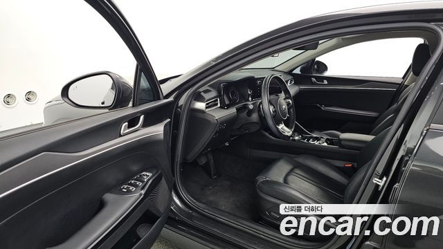 Kia K5 2021 — photo 13