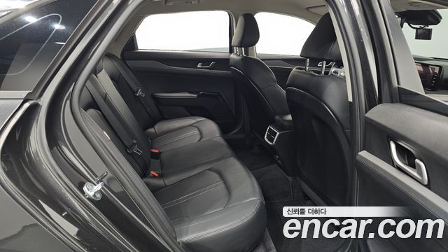 Kia K5 2021 — photo 18