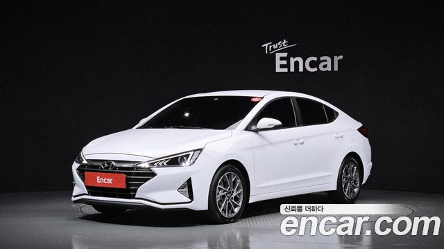 Hyundai AVANTE 2019 — photo 1