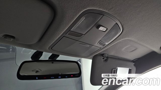 Hyundai AVANTE 2019 — photo 26