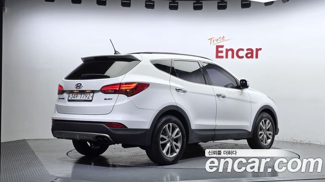 Hyundai Santafe 2014 — photo 2