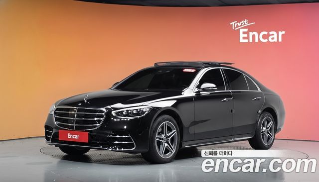 Mercedes-Benz S-Class 2022 — photo 1
