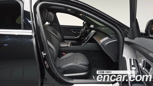 Mercedes-Benz S-Class 2022 — photo 16