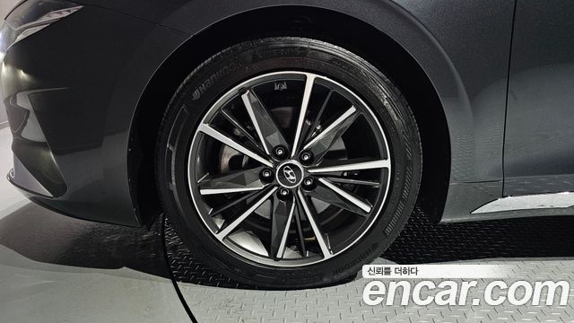 Hyundai Grandeur 2023 — photo 5