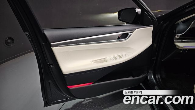Hyundai Grandeur 2023 — photo 14