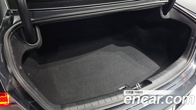 Hyundai Grandeur 2023 — photo 31