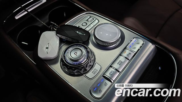 Genesis G90 2022 — photo 12