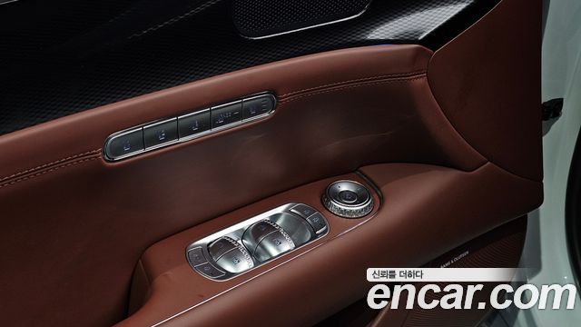 Genesis G90 2022 — photo 24
