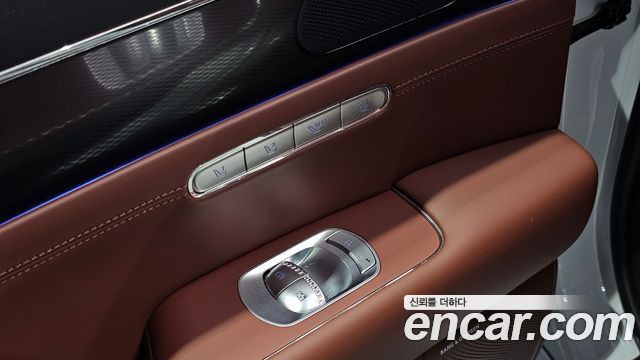 Genesis G90 2022 — photo 25