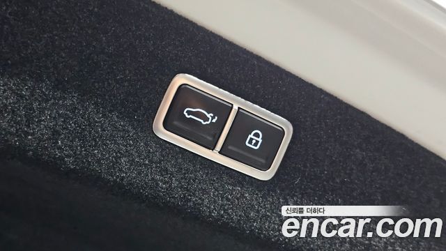 Genesis G90 2022 — photo 31