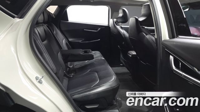 Kia EV6 2022 — photo 17