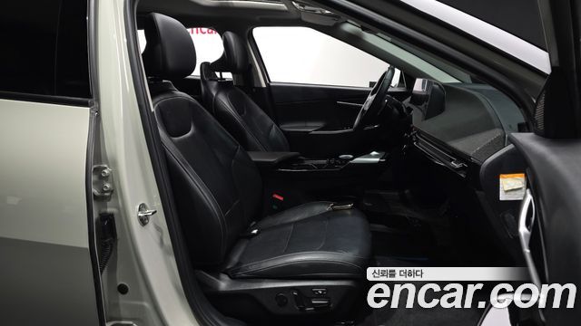 Kia EV6 2022 — photo 18