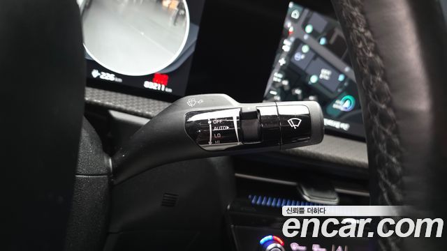 Kia EV6 2022 — photo 28