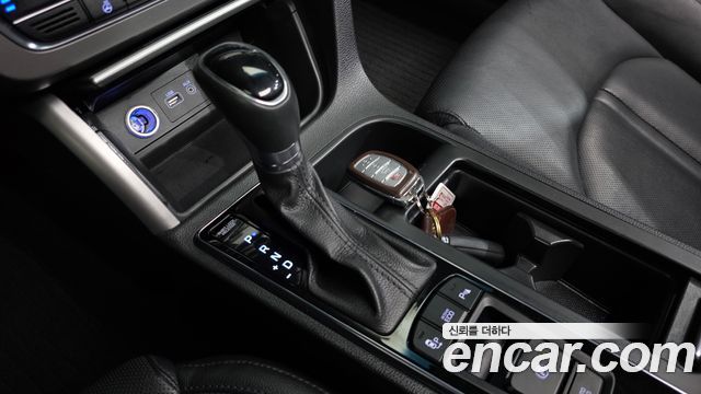 Hyundai Sonata 2015 — photo 12