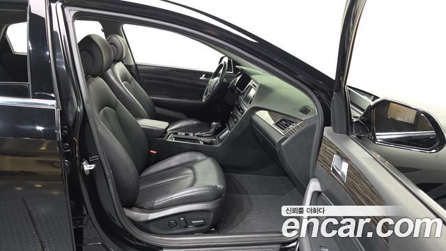 Hyundai Sonata 2015 — photo 17