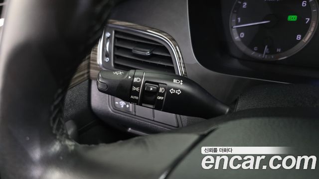 Hyundai Sonata 2015 — photo 28