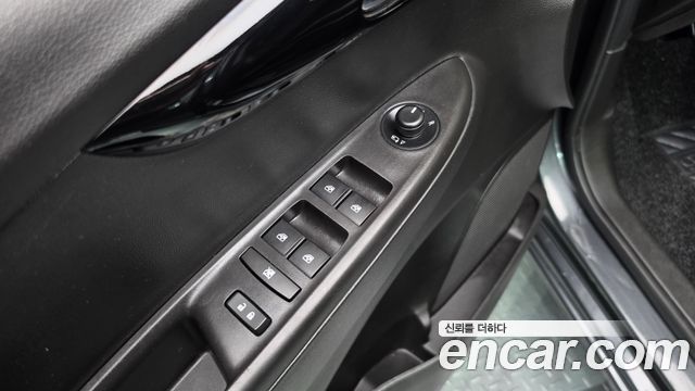 Chevrolet Korea Spark 2017 — photo 25
