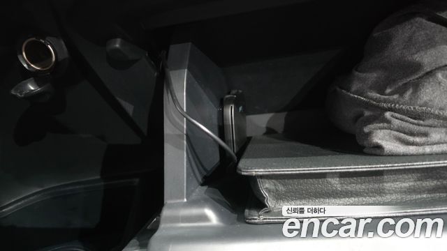 Toyota Prius 2021 — photo 29