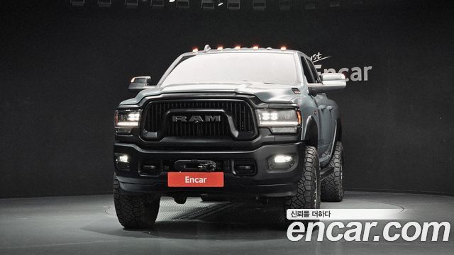 Dodge Ram Pick Up 2021 — photo 3