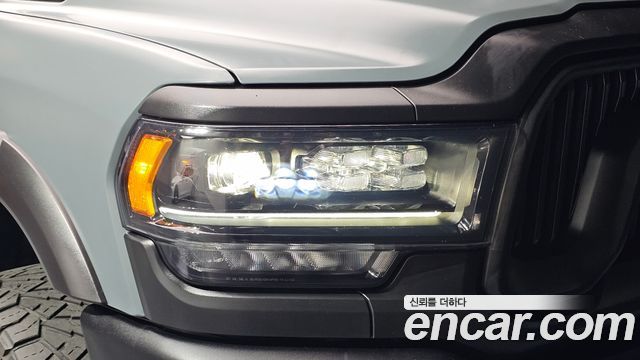 Dodge Ram Pick Up 2021 — photo 8