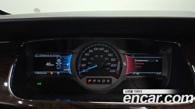 Ford Taurus 2015 — photo 8