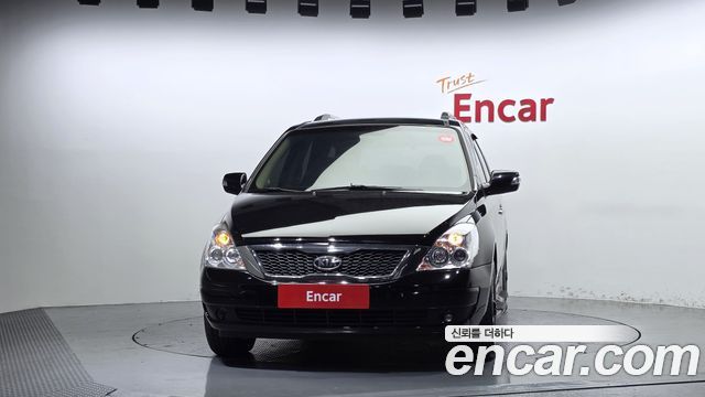 Kia Canival 2012 — photo 3
