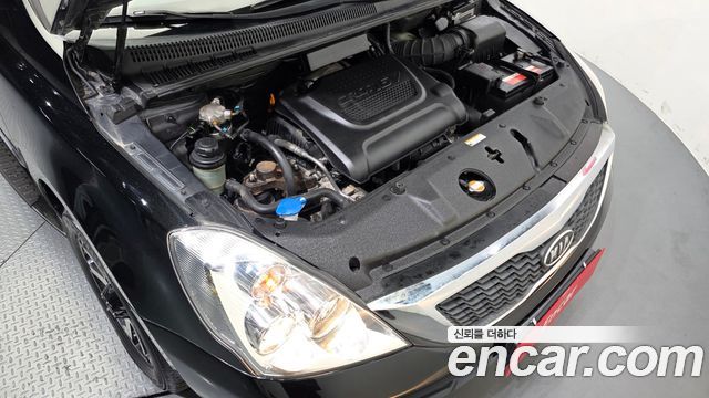 Kia Canival 2012 — photo 6