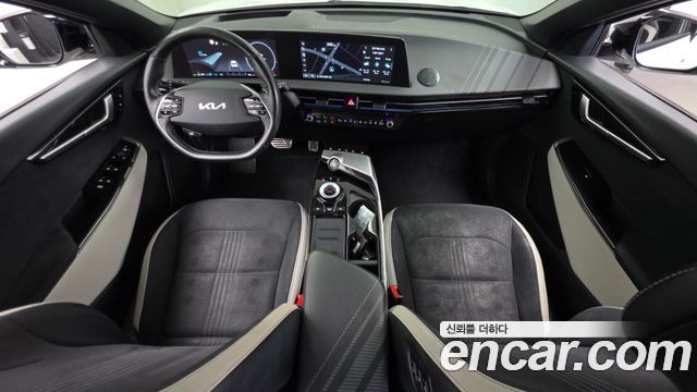 Kia EV6 2022 — photo 10