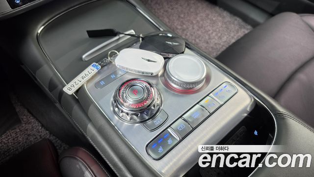 Genesis G90 2022 — photo 9