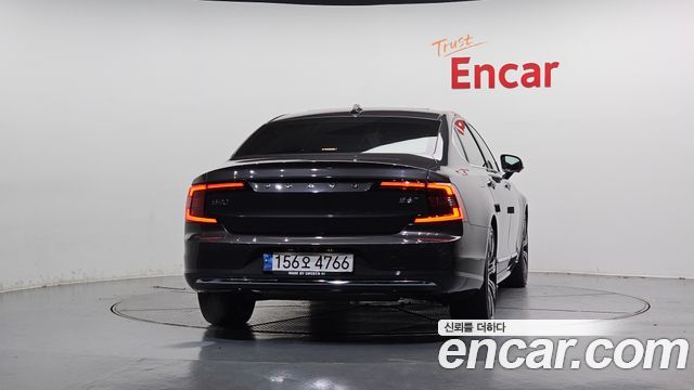 Volvo S90 2023 — photo 4