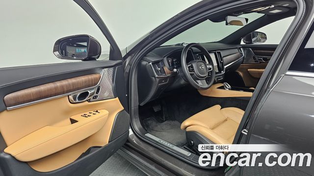 Volvo S90 2023 — photo 13