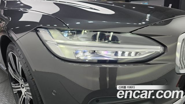 Volvo S90 2023 — photo 8