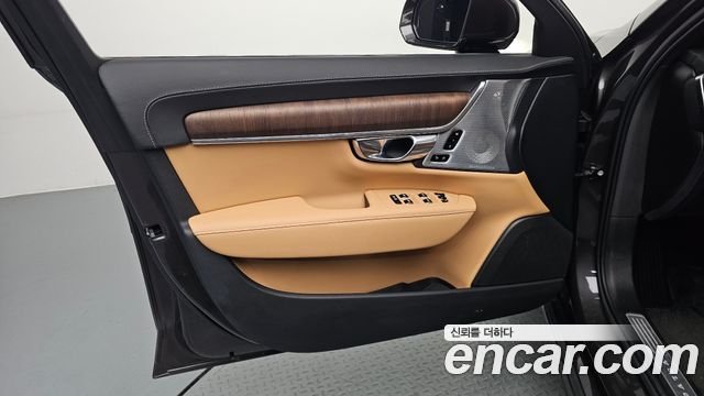 Volvo S90 2023 — photo 14