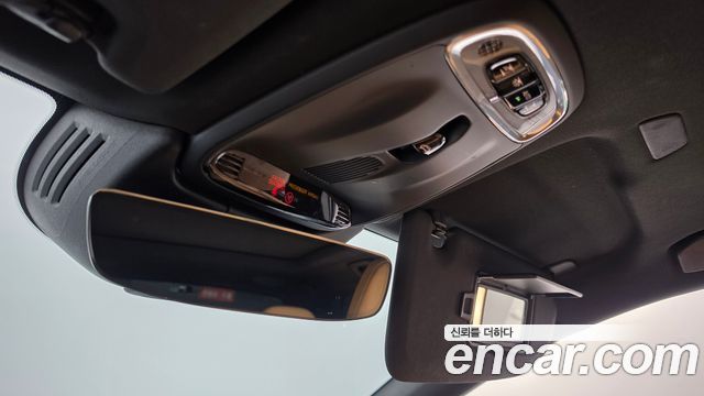 Volvo XC60 2019 — photo 26