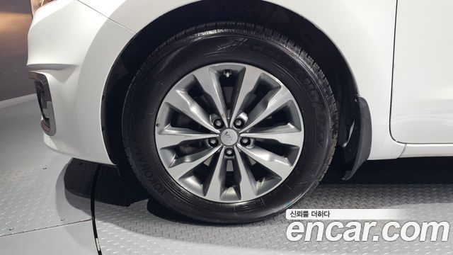 Kia Canival 2016 — photo 5