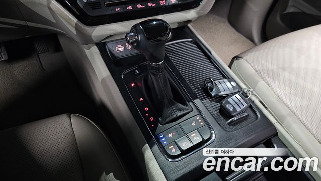 Kia Canival 2016 — photo 12
