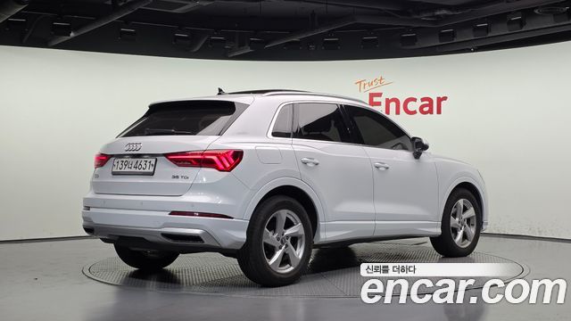 Audi Q3 2020 — photo 2
