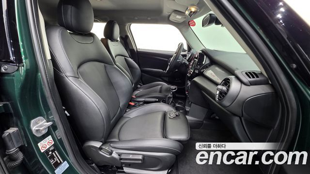 Mini Cooper 2018 — photo 13
