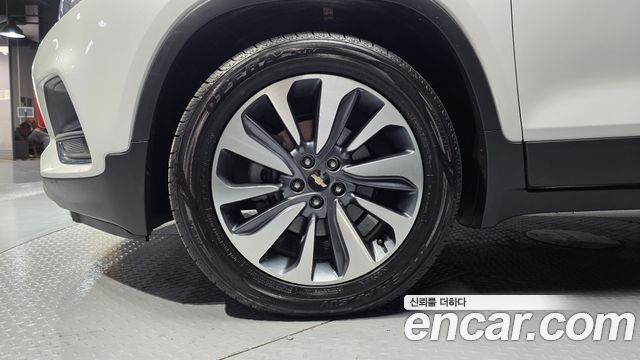 Chevrolet Korea Trax 2022 — photo 5