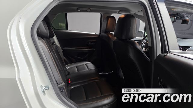 Chevrolet Korea Trax 2022 — photo 18