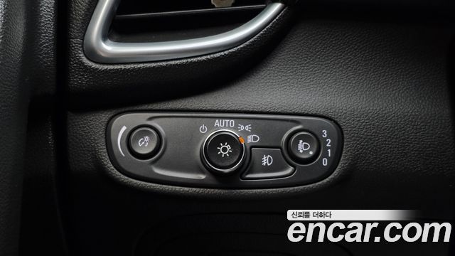 Chevrolet Korea Trax 2022 — photo 22