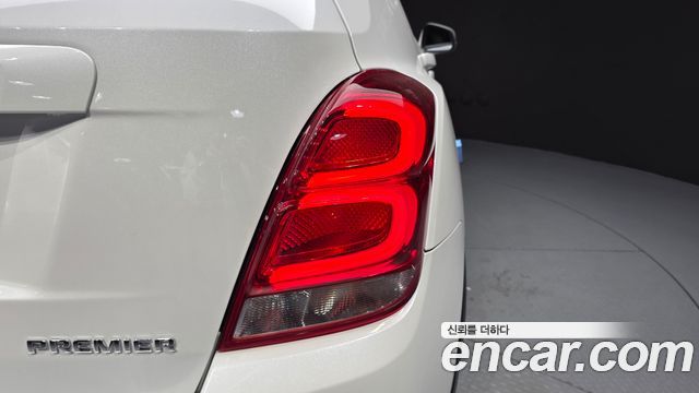 Chevrolet Korea Trax 2022 — photo 9