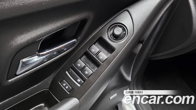 Chevrolet Korea Trax 2022 — photo 31