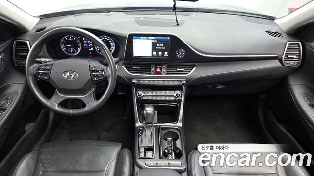 Hyundai Grandeur 2019 — photo 10