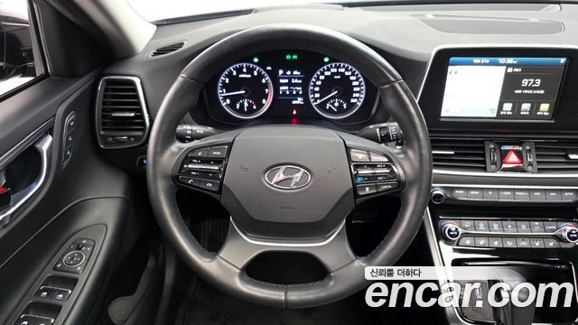 Hyundai Grandeur 2019 — photo 19