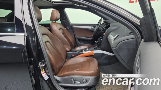 Audi A4 2015 — photo 11