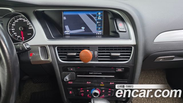 Audi A4 2015 — photo 14