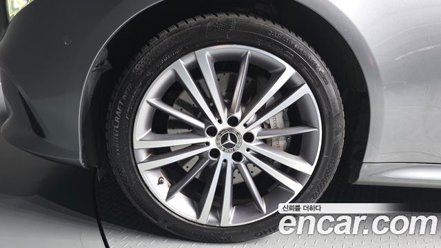 Mercedes-Benz CLS-Class 2019 — photo 5