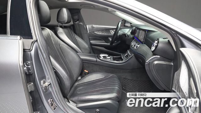 Mercedes-Benz CLS-Class 2019 — photo 11