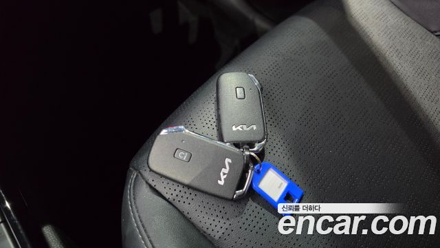Kia Seltos 2023 — photo 16
